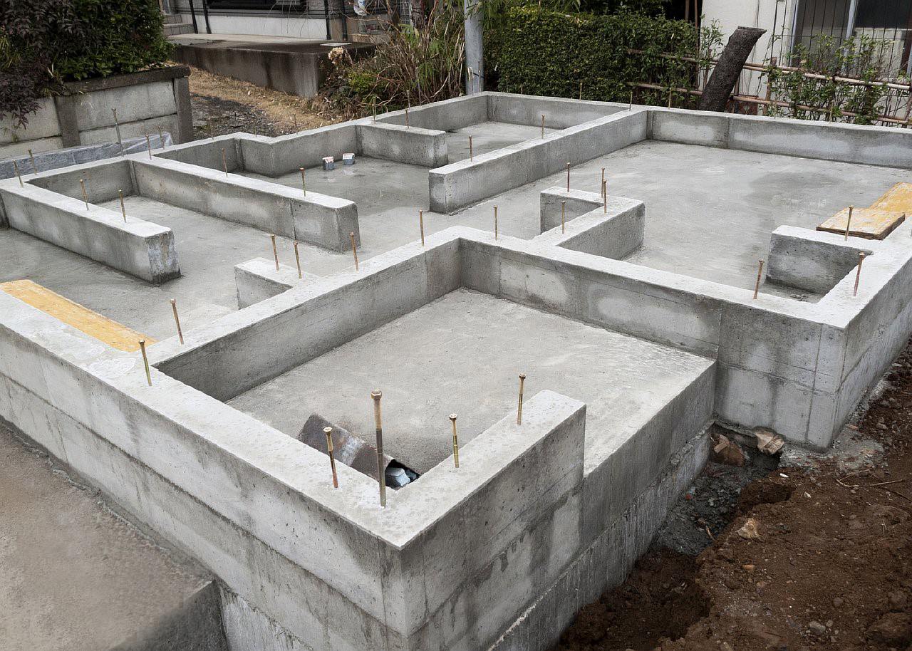 Какой бетон можно использовать для закладки фундамента частного дома